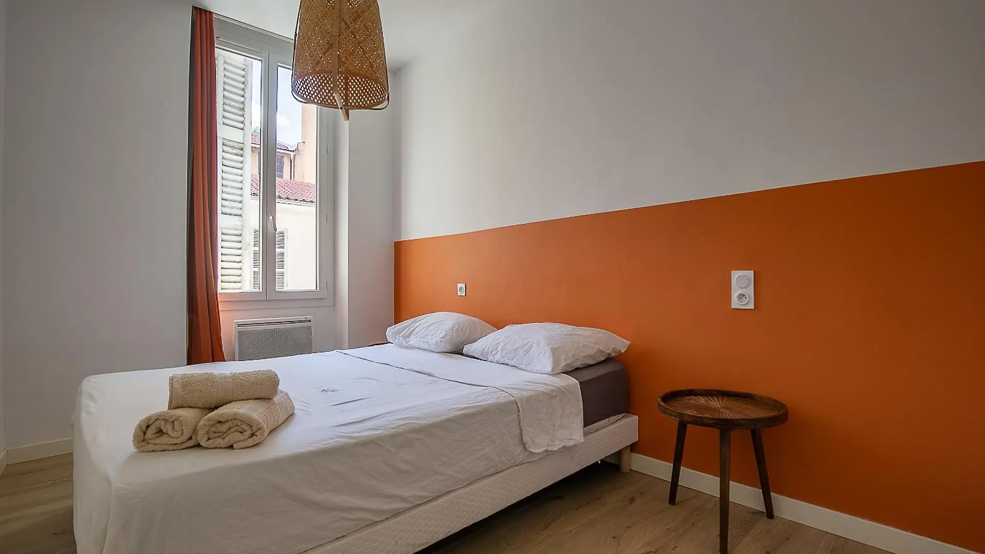 Appartement T2 Lumineux Avec Climatisation à Marseille