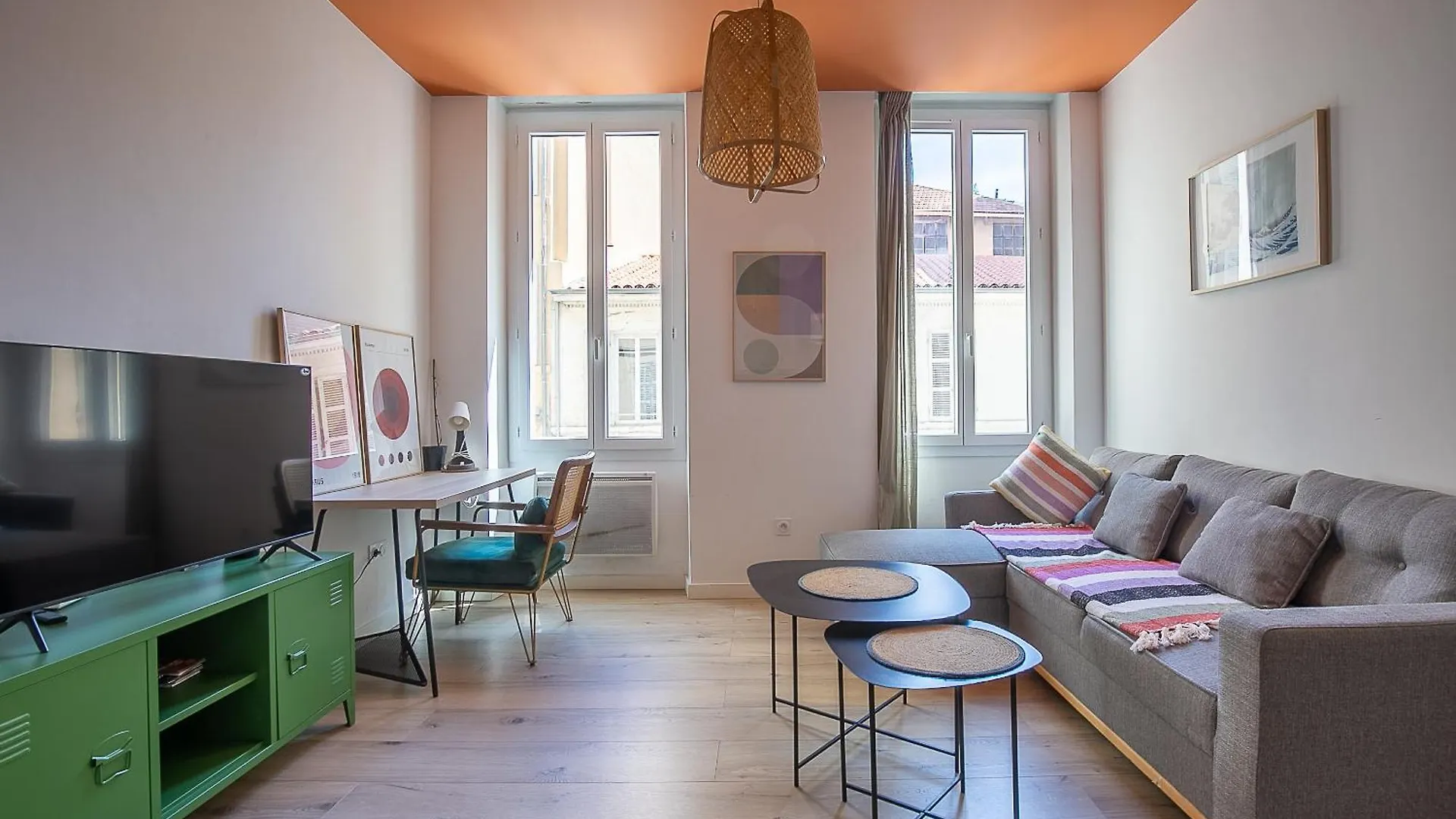 Appartement T2 Lumineux Avec Climatisation à Marseille